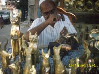 عم موسى اثناء عمله